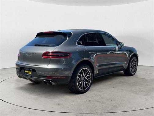 2017 Porsche Macan Base