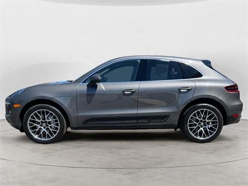 2017 Porsche Macan Base