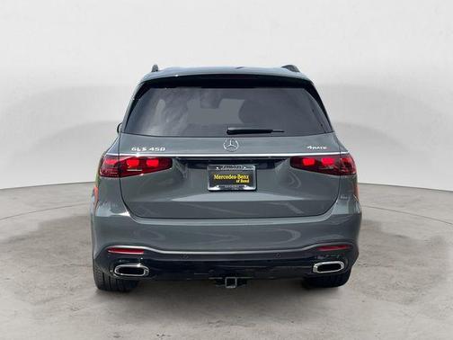 2026 Mercedes-Benz GLS 450 4MATIC