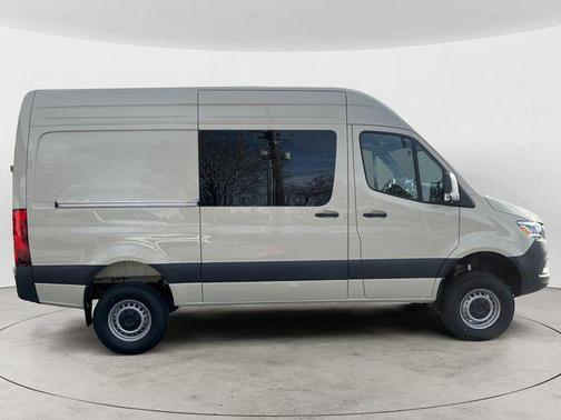 2026 Mercedes-Benz Sprinter 2500 Cargo 144 WB