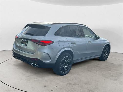 2026 Mercedes-Benz GLC 300 4MATIC