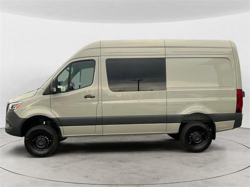 2026 Mercedes-Benz Sprinter 2500 Cargo 144 WB