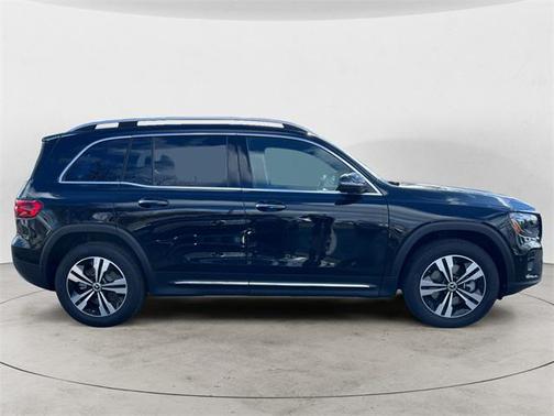 2025 Mercedes-Benz GLB 250 4MATIC