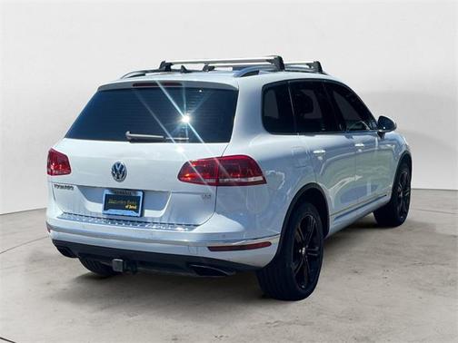 2017 Volkswagen Touareg V6 Wolfsburg Edition