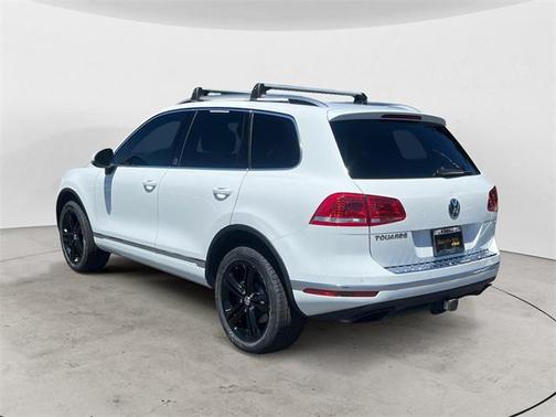 2017 Volkswagen Touareg V6 Wolfsburg Edition