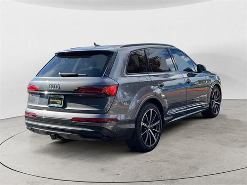 2024 Audi Q7 55 Prestige