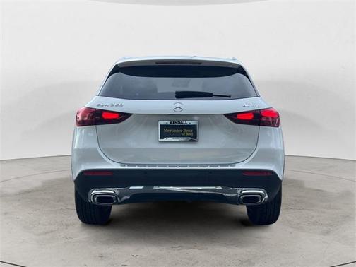 2025 Mercedes-Benz GLA 250 4MATIC