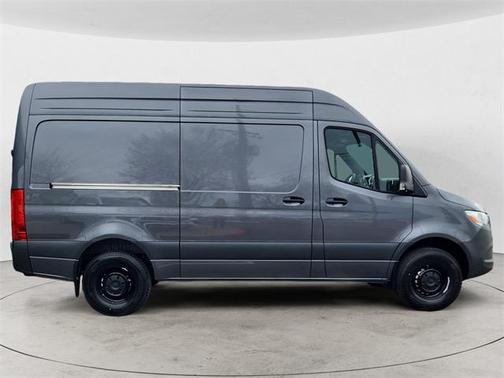 2025 Mercedes-Benz Sprinter 2500 Cargo 144 WB