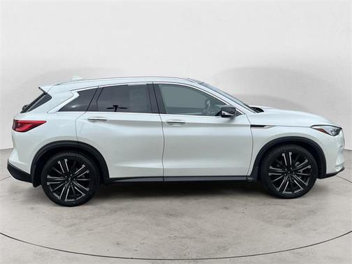 2021 INFINITI QX50 LUXE AWD