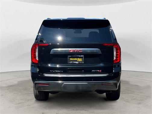 2024 GMC Yukon 4WD AT4