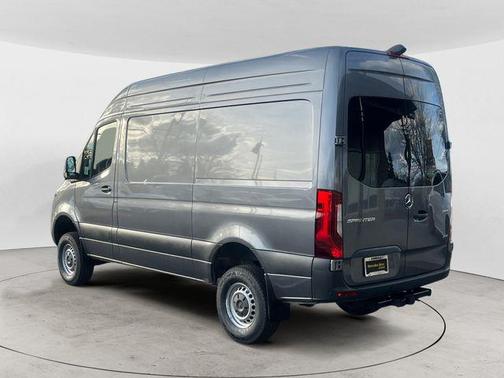 2026 Mercedes-Benz Sprinter 2500 Cargo 144 WB