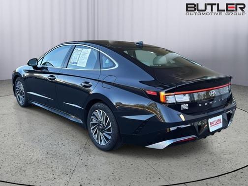 2025 Hyundai SONATA Hybrid SEL