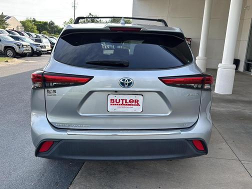 2020 Toyota Highlander Hybrid LE