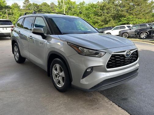 2020 Toyota Highlander Hybrid LE