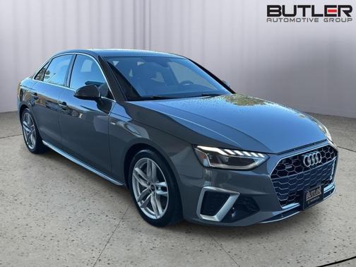 2024 Audi A4 45 S line quattro Premium