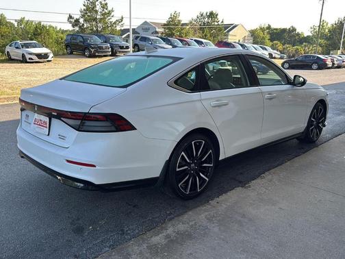 2023 Honda Accord Hybrid Touring
