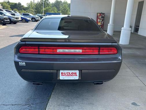2014 Dodge Challenger SXT