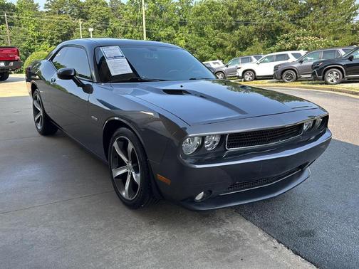2014 Dodge Challenger SXT
