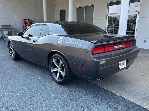 2014 Dodge Challenger SXT