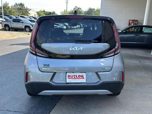 2023 Kia Soul EX