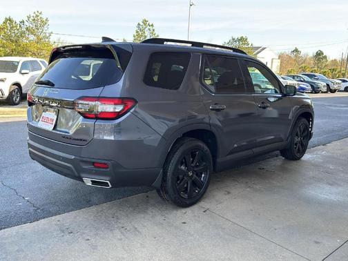 2025 Honda Pilot Black Edition