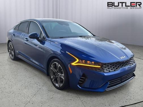 2022 Kia K5 EX