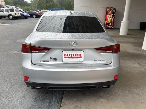 2018 Lexus IS 300 Base