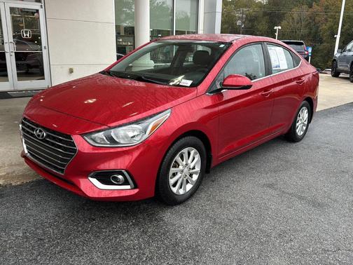 2020 Hyundai Accent SEL