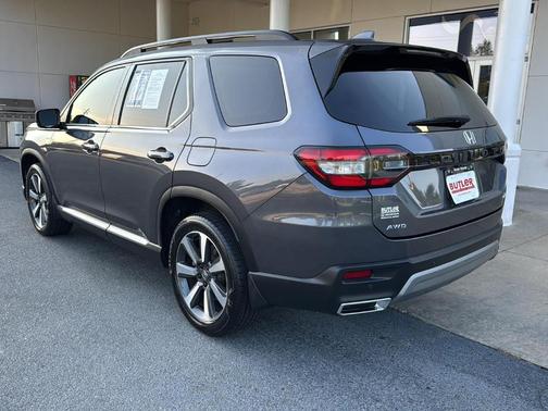2023 Honda Pilot Elite