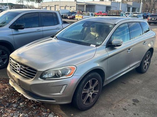 2015 Volvo XC60 T6 Platinum