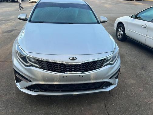 2020 Kia Optima LX