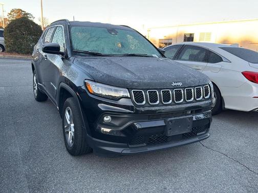 2024 Jeep Compass Latitude