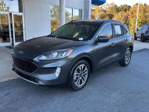 2020 Ford Escape SEL