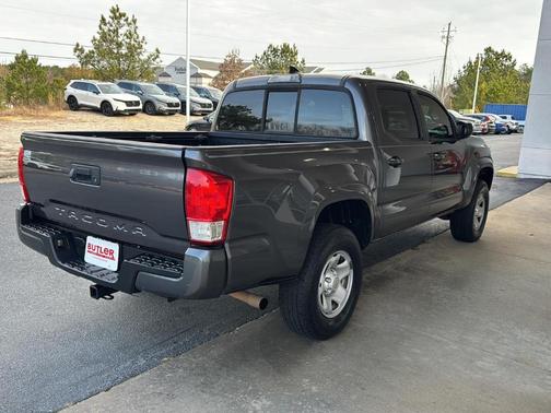 2017 Toyota Tacoma SR5