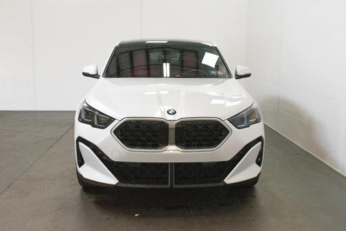 2025 BMW X2 xDrive28i