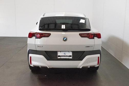 2025 BMW X2 xDrive28i