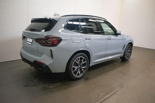 Brooklyn Gray Metallic 2024 BMW X3 xDrive30i