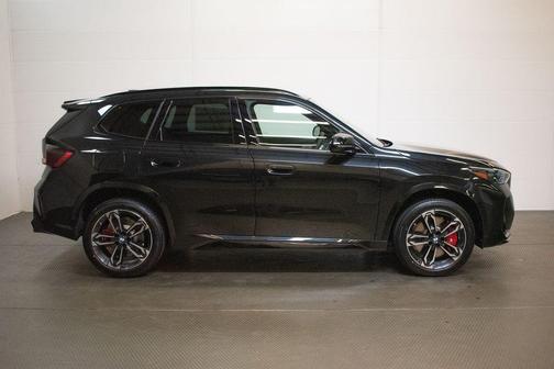 Black Sapphire Metallic 2026 BMW X1 M35i