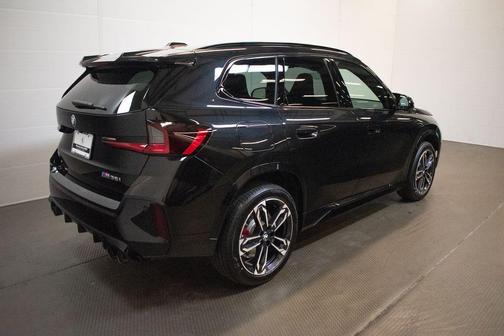 Black Sapphire Metallic 2026 BMW X1 M35i