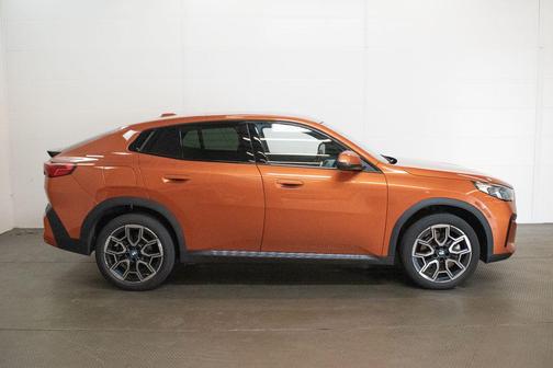 Orange Metallic 2025 BMW X2 xDrive28i