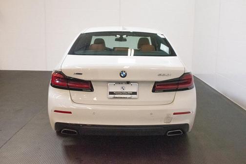 2022 BMW 530 i xDrive