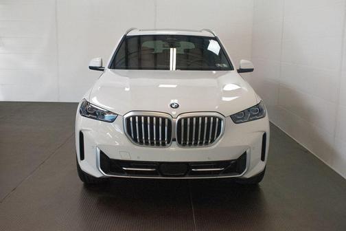 Alpine White 2026 BMW X5 xDrive40i