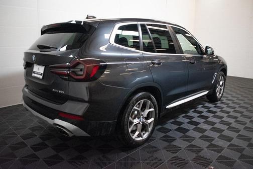Dark Graphite Metallic 2024 BMW X3 xDrive30i