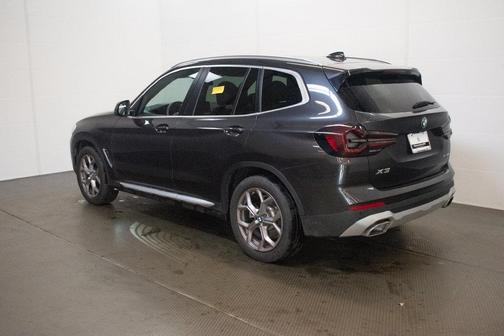 Dark Graphite Metallic 2024 BMW X3 xDrive30i