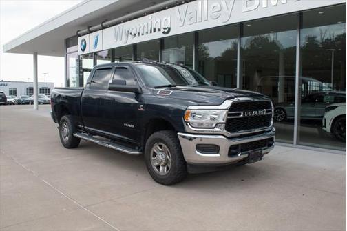 2021 RAM 2500 Tradesman Crew Cab 4x4 6'4' Box