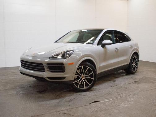 2023 Porsche Cayenne Platinum Edition
