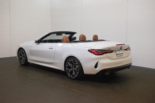 Alpine White 2026 BMW 430 i xDrive