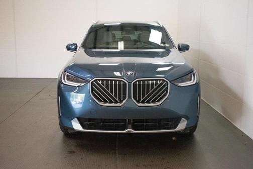 Arctic Race Blue Metallic 2026 BMW X3 30 xDrive