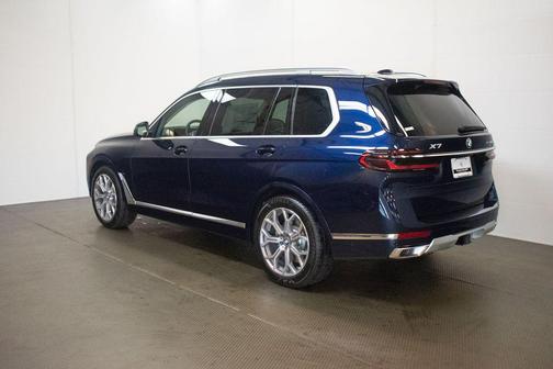 Tanzanite Blue II Metallic 2027 BMW X7 xDrive40i