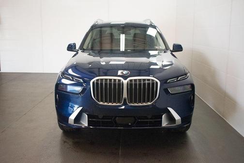 Tanzanite Blue II Metallic 2027 BMW X7 xDrive40i